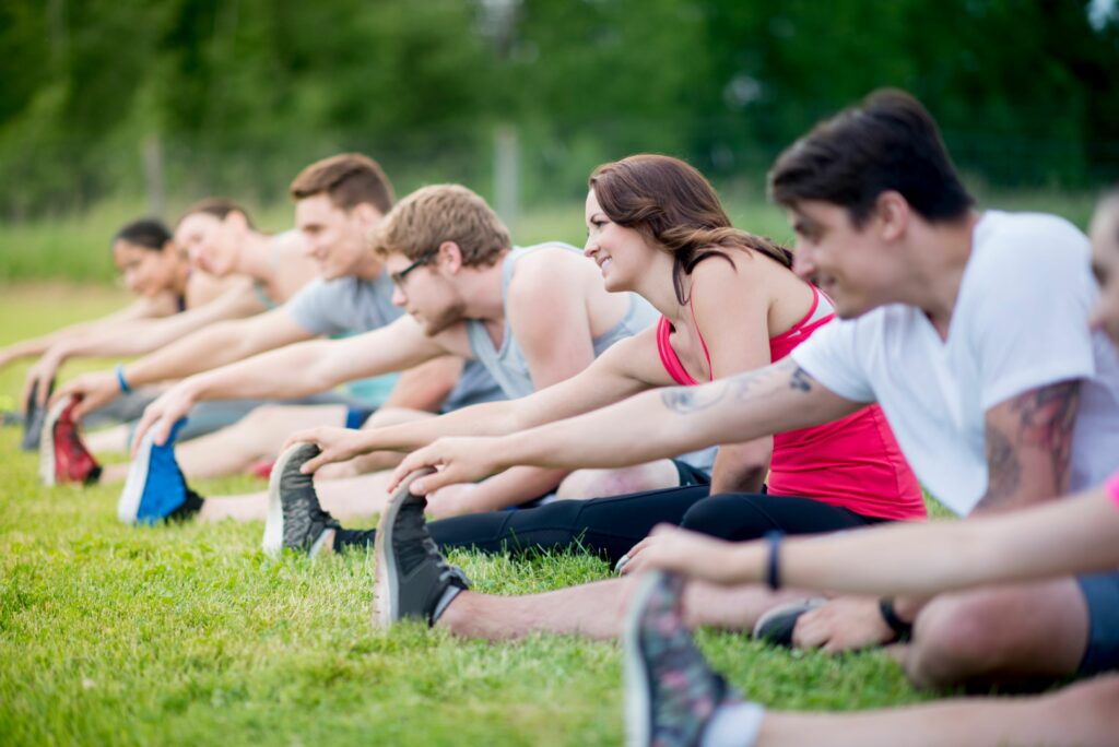 Photo - Nos expertises Métiers iStock Yoga groupe 500KO iStock Yoga groupe 500KO