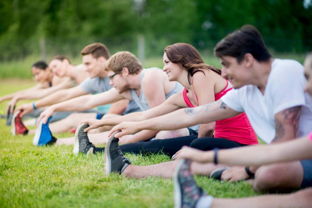 iStock Yoga groupe 500KO