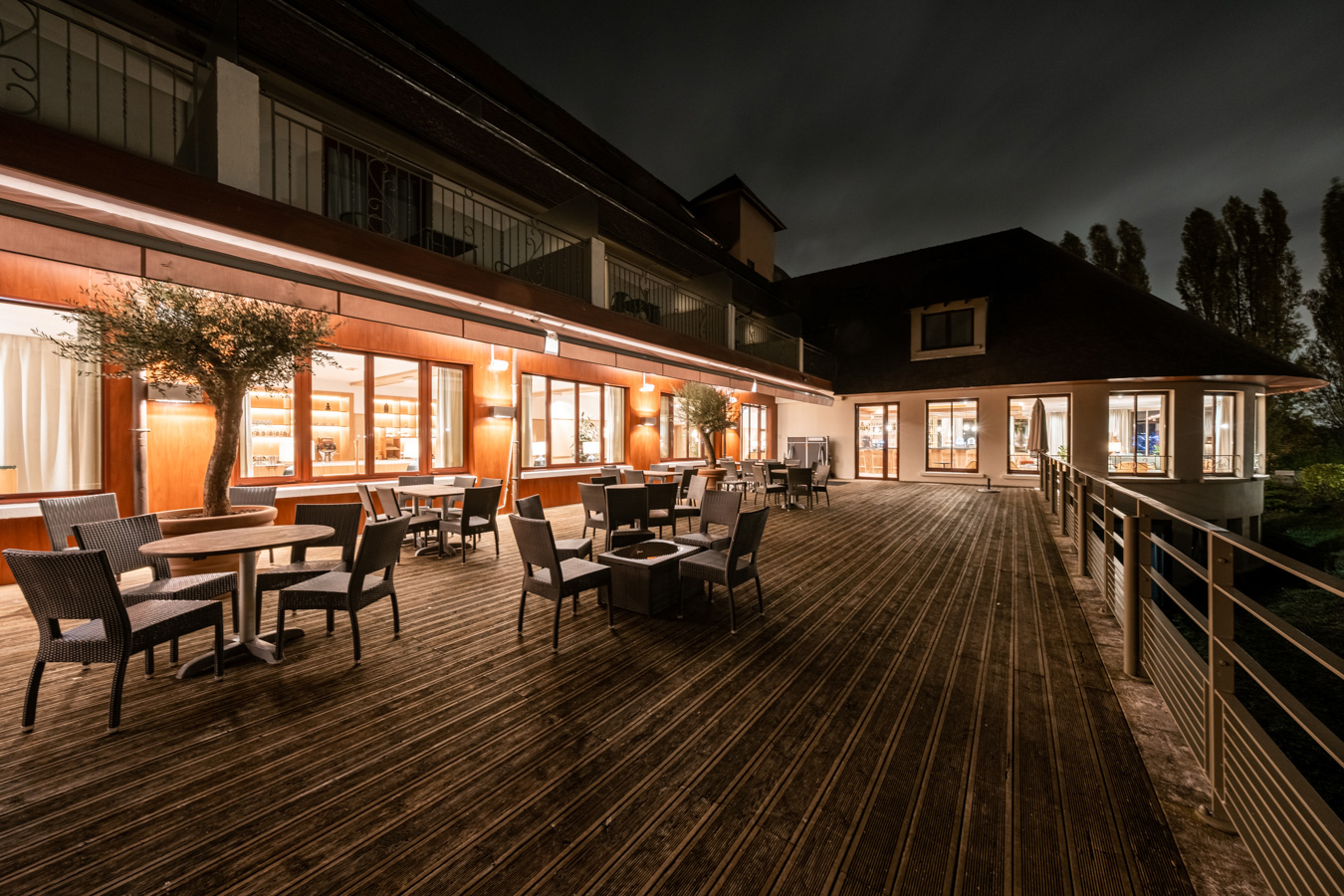 Photo - Our event spaces BEST WESTERN SAULX LES CHARTREUX 1431 HDR BEST WESTERN SAULX LES CHARTREUX 1431 HDR